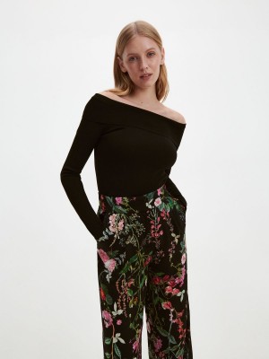 Reserved Cold shoulder blouse Siyah | PVMK26870