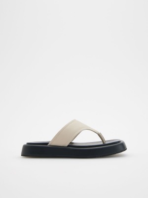 Reserved Deri flip flops Bej Rengi | YGFL28076