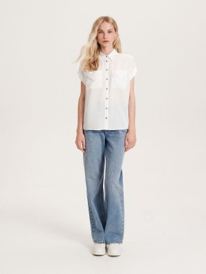 Reserved EcoVero™ shirt Ivory | LDQS37215