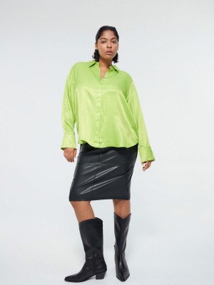 Reserved Faux leather midi skirt Siyah | YNHK20469