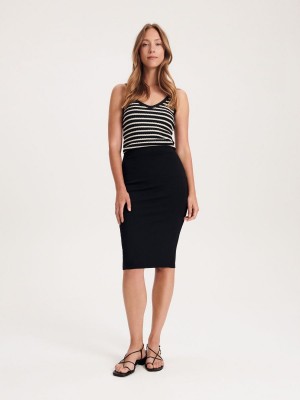 Reserved Fitted midi skirt Siyah | DOGU67980