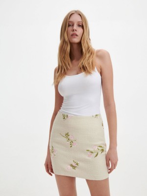 Reserved Flower skirt Ivory | EKRX95076