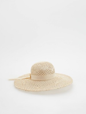 Reserved Hat with decorative bow detail Ivory | FJYS82749