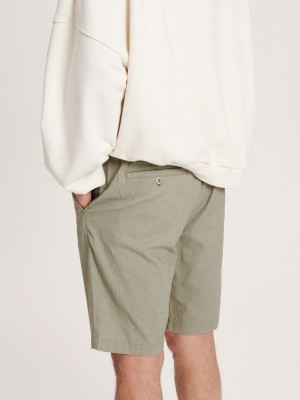 Reserved Linen rich chino shorts Yeşil | BRNY31045