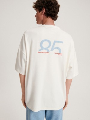 Reserved Oversized T-shirt with embroidery Ivory | CWPS15924