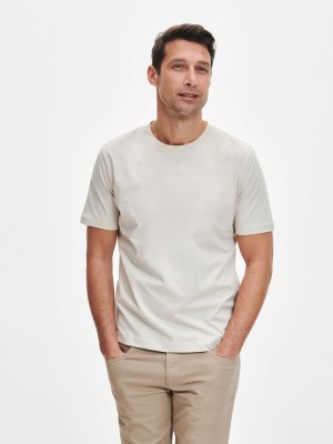 Reserved Regular fit T-shirt Ivory | ARJE75140