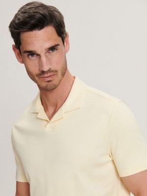 Reserved Regular fit polo shirt Sarı | WRHI61407