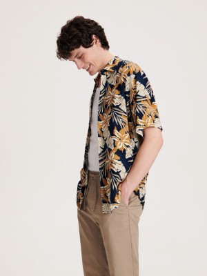 Reserved Regular fit viscose shirt Lacivert | MWYH02759