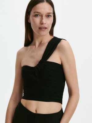Reserved Rib knit crop top Siyah | FARI80472