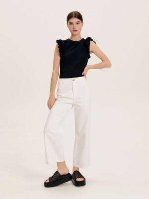 Reserved Slim fit T-shirt with ruffle details Siyah | RJUH45128