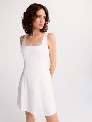 Reserved Viscose rich mini dress Ivory | QNEP38049