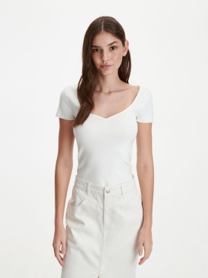 Reserved Viscose rich top Ivory | SVPR32081