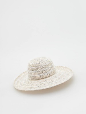 Reserved Woven hat Ivory | OBMD48615